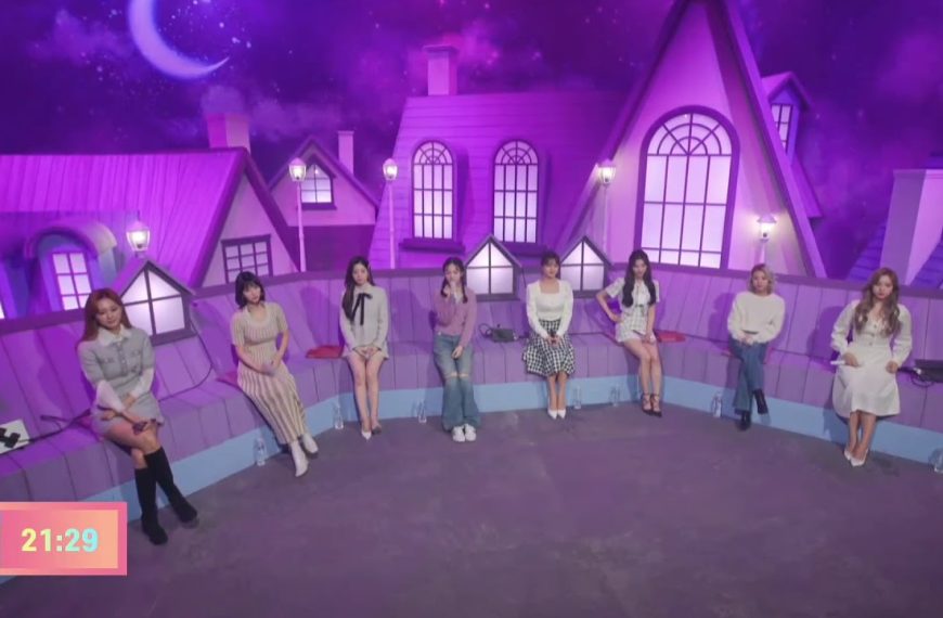 TWICE – LOVE FOOLISH Lyrics | Romanization & Meaning