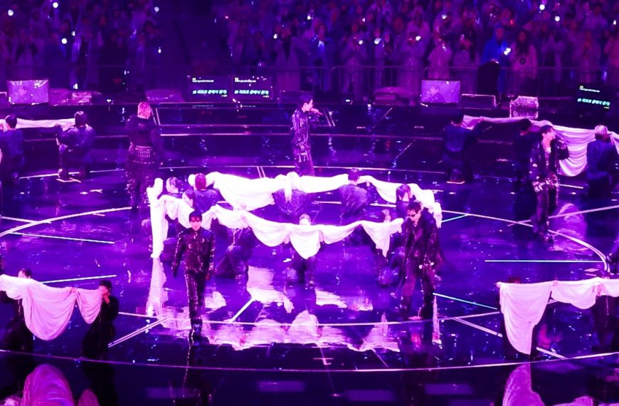 BTS – Merry Go Round Lyrics | Romanization & Meaning