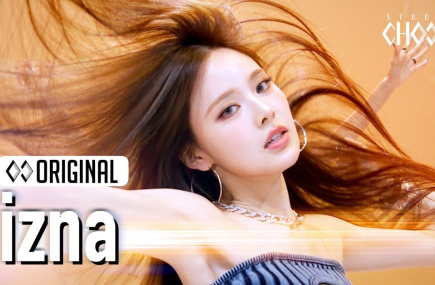izna (이즈나) – Mamma Mia Lyrics | Romanized & Meaning